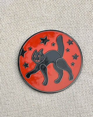 Yikes Needle Minder