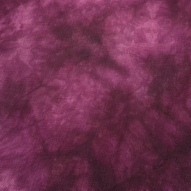 Plum Hallowed - 32 Linen - Fiberlicious Yummy Fibers