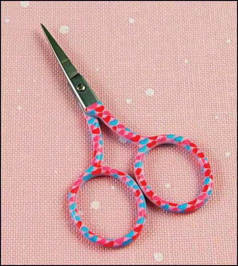 Embroidery Scissors - Red and Pink Hearts