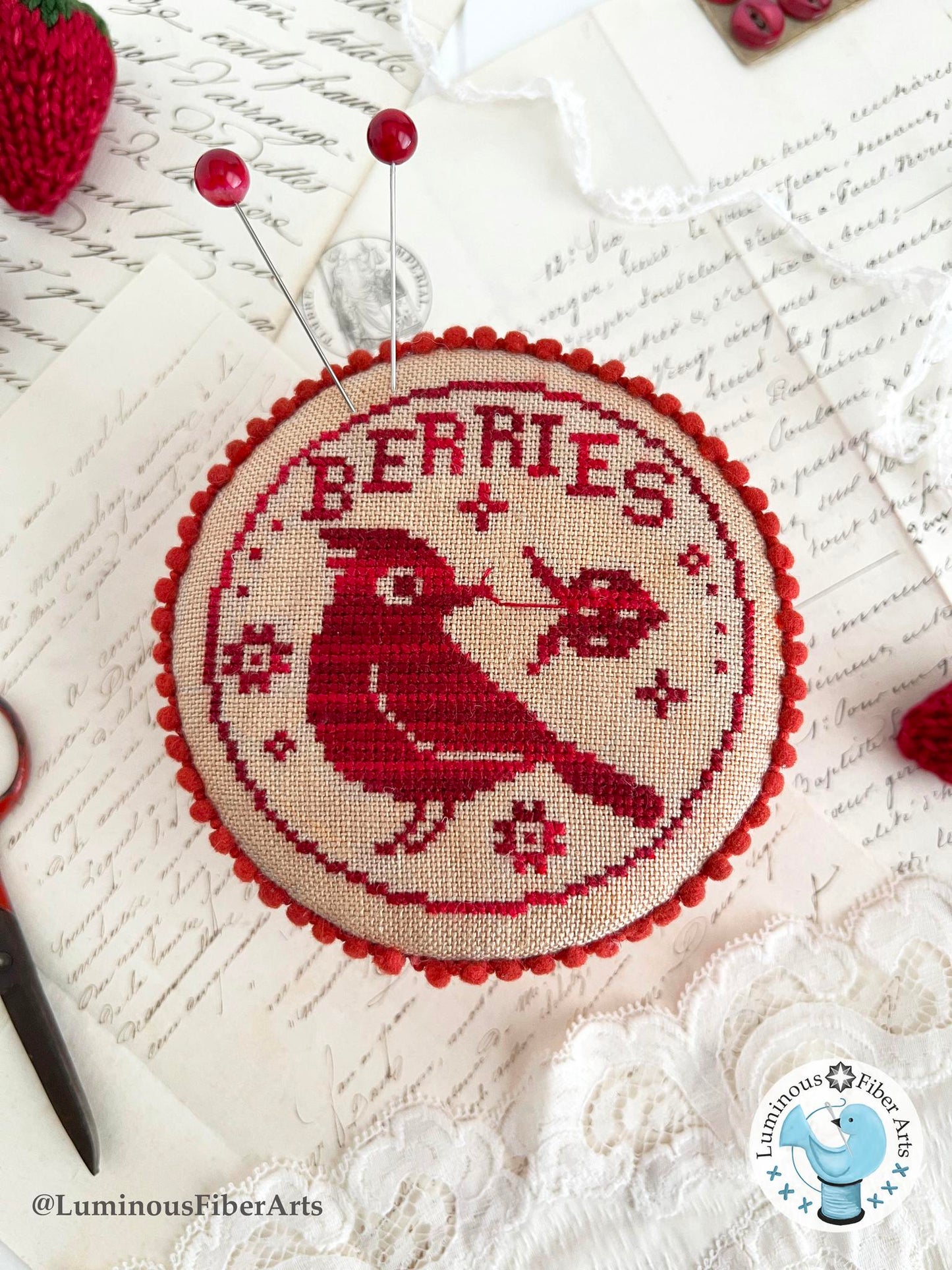 Bird in the Berry Patch
