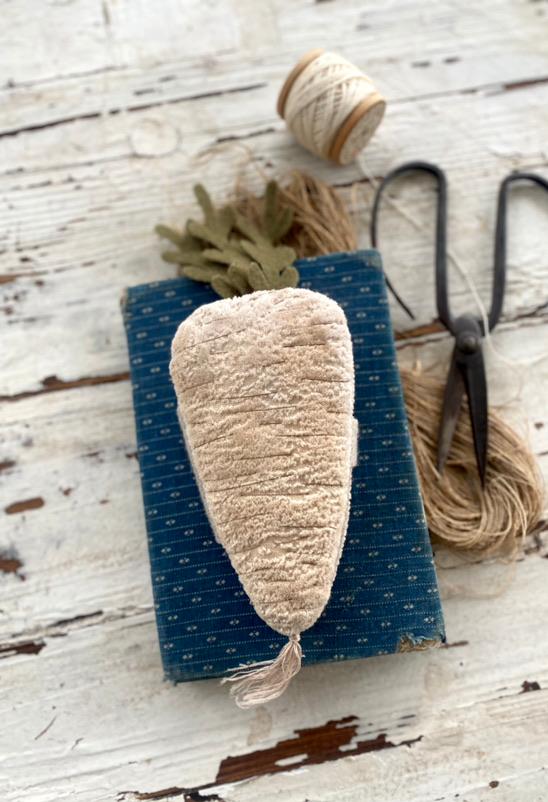 Velvet Parsnip Needle Book