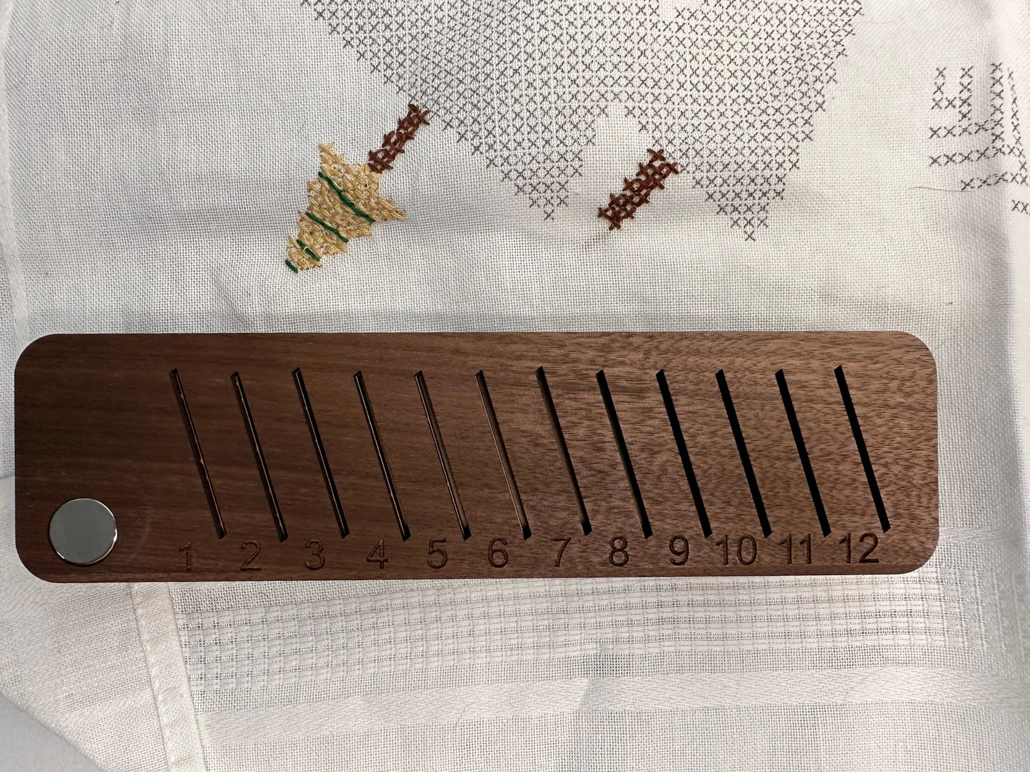 Wooden Bobbin Organizer - 12 Slot