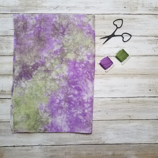 Witch's Brew - 28 Hand Dyed Lugana - Lapin Loops