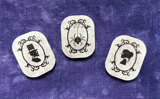 Fluffy Skullington Needle Minder
