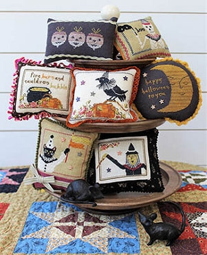Harlequin Halloween Smalls