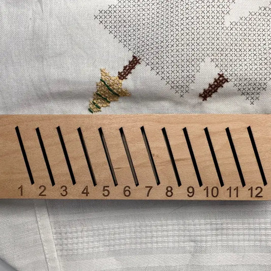 Wooden Bobbin Organizer - 12 Slot