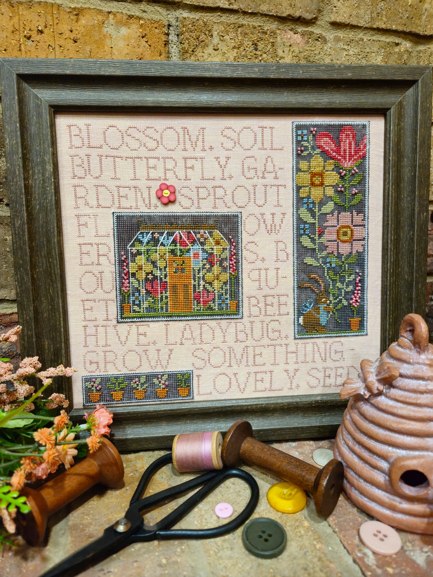 Mixed Media Needleart: Flower Garden