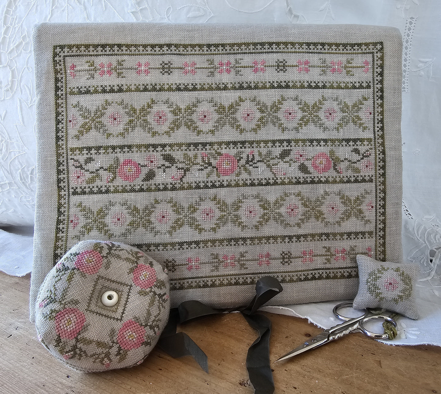 Peony Pocket