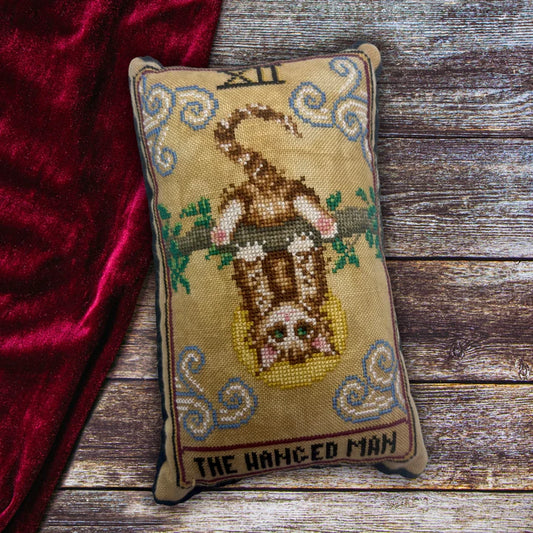 Cat Tarot XII: The Hanged Man