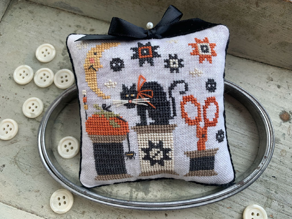 Halloween Spools Pinkeep
